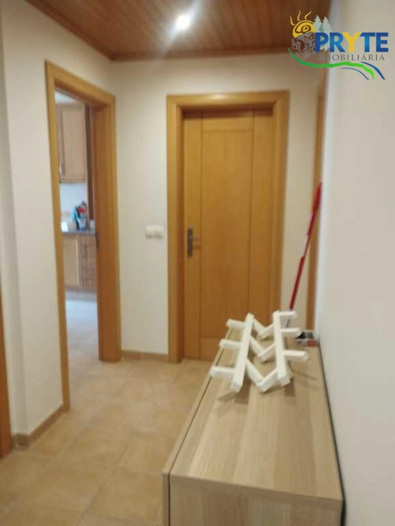 Apartamento T2 para Venda em Sertã Foto 12