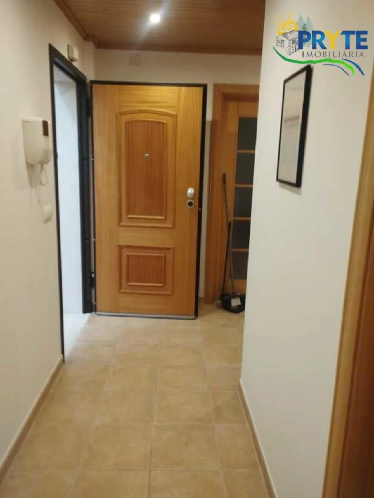 Apartamento T2 para Venda em Sertã Foto 15