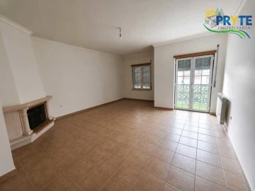 Apartamento T2 para Venda em Sertã