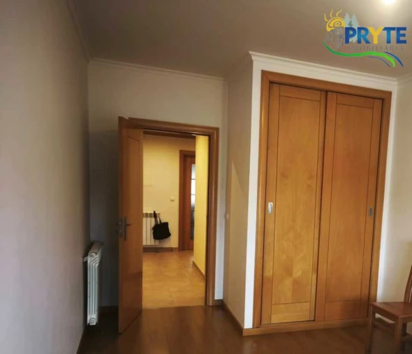 Apartamento T2 para Venda em Sertã Foto 3