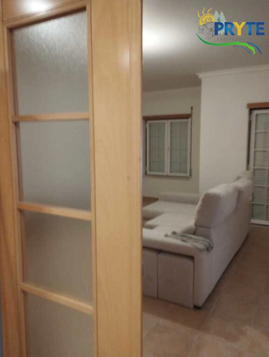 Apartamento T2 para Venda em Sertã Foto 9