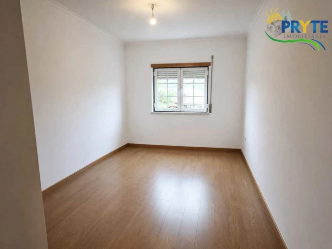 Apartamento T2 para Venda em Sertã Foto 18
