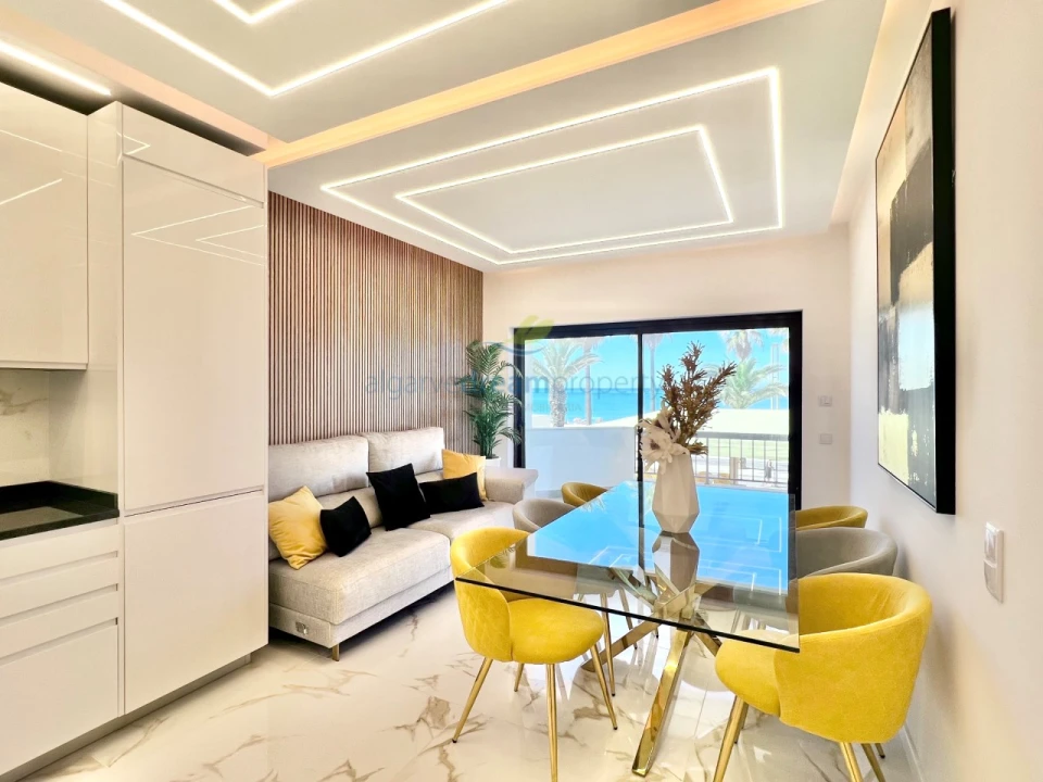 Apartamento T3 para Venda em Quarteira Foto 4