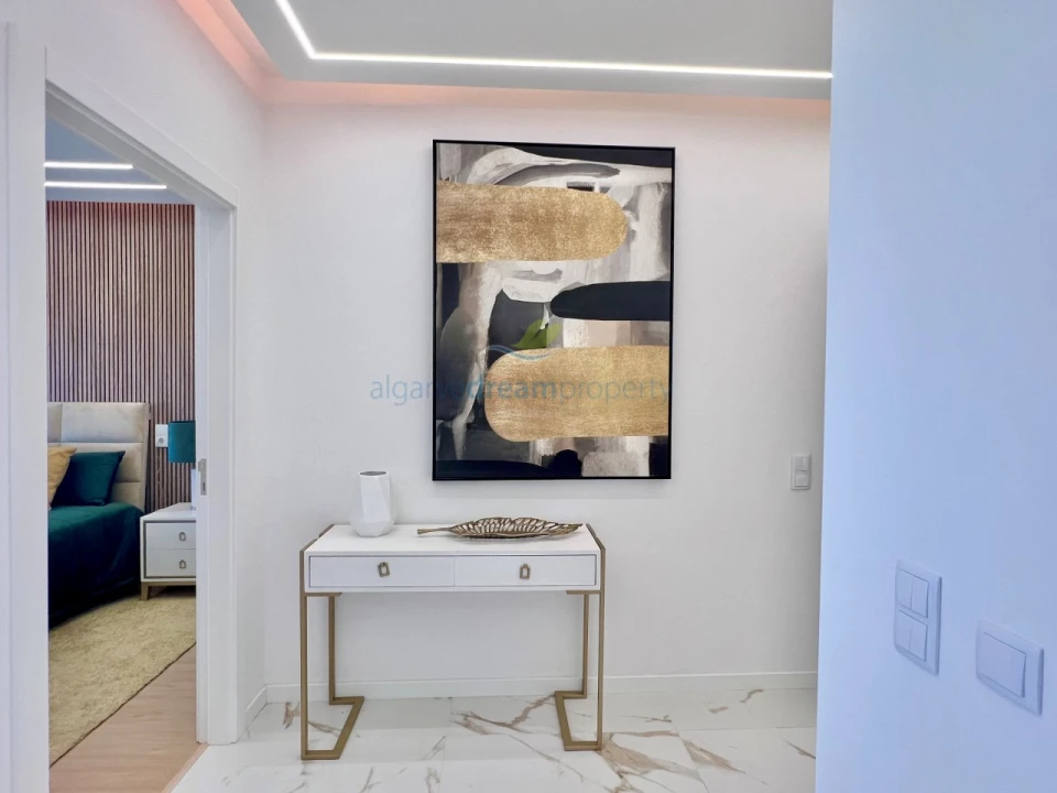 Apartamento T3 para Venda em Quarteira Foto 8