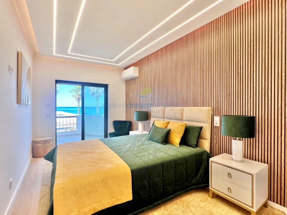 Apartamento T3 para Venda em Quarteira Foto 10