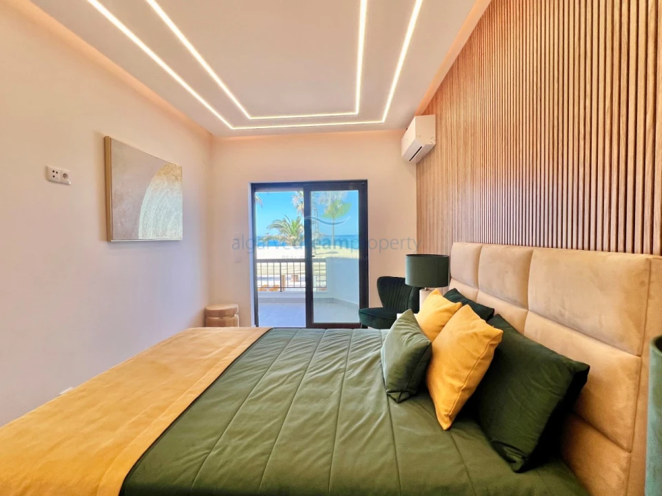 Apartamento T3 para Venda em Quarteira Foto 11