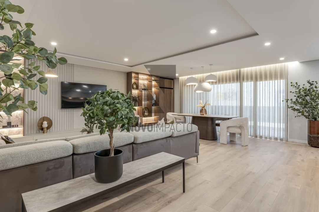 Apartamento T4 para Venda em Montijo e Afonsoeiro Foto 1