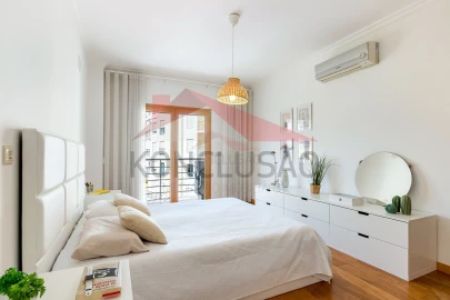 Apartamento T3 para Venda em Alhandra, São João dos Montes e Calhandriz
