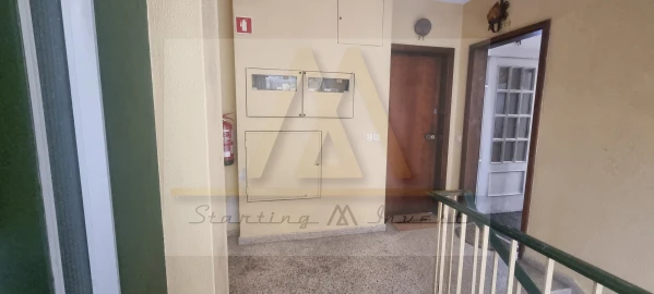 Apartamento T1 para Venda em Póvoa de Varzim, Beiriz e Argivai