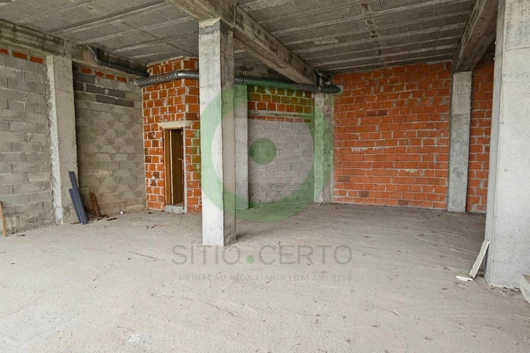 Loja para Venda em Valpaços e Sanfins Foto 2