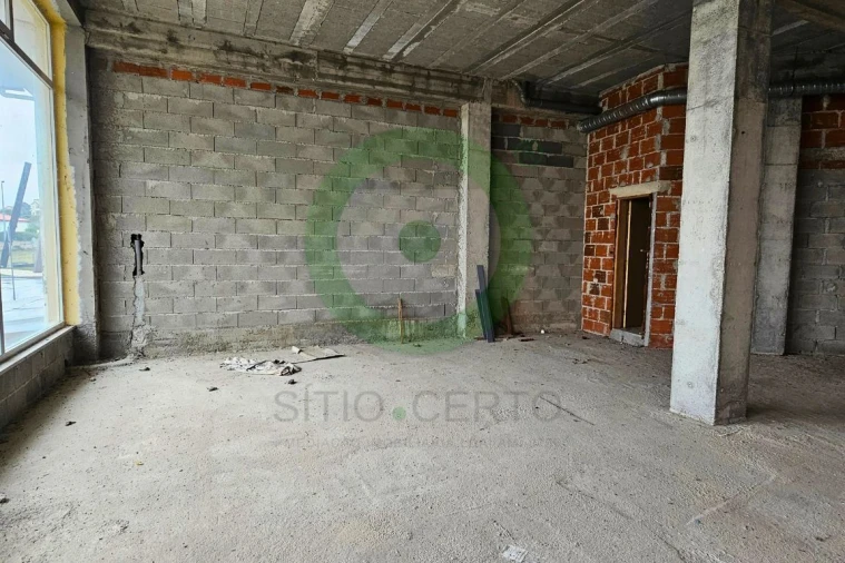 Loja para Venda em Valpaços e Sanfins Foto 3