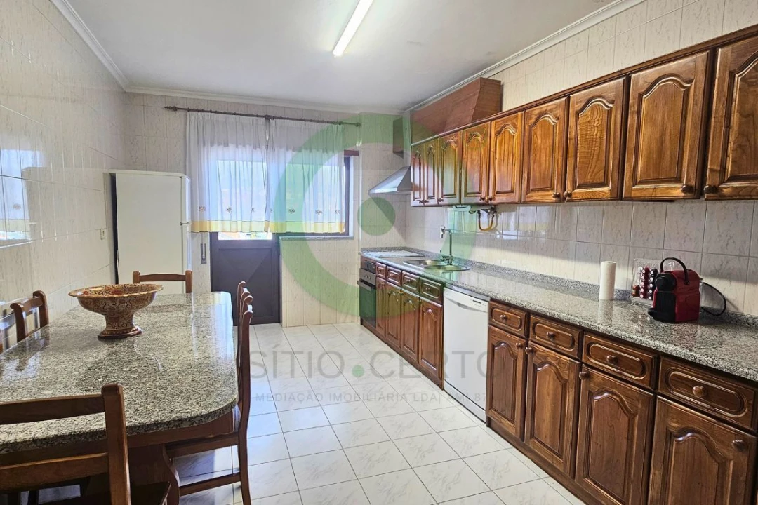 Apartamento T2 para Venda em Valpaços e Sanfins Foto 1