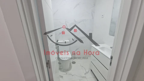 Apartamento T3 para Venda em Venteira