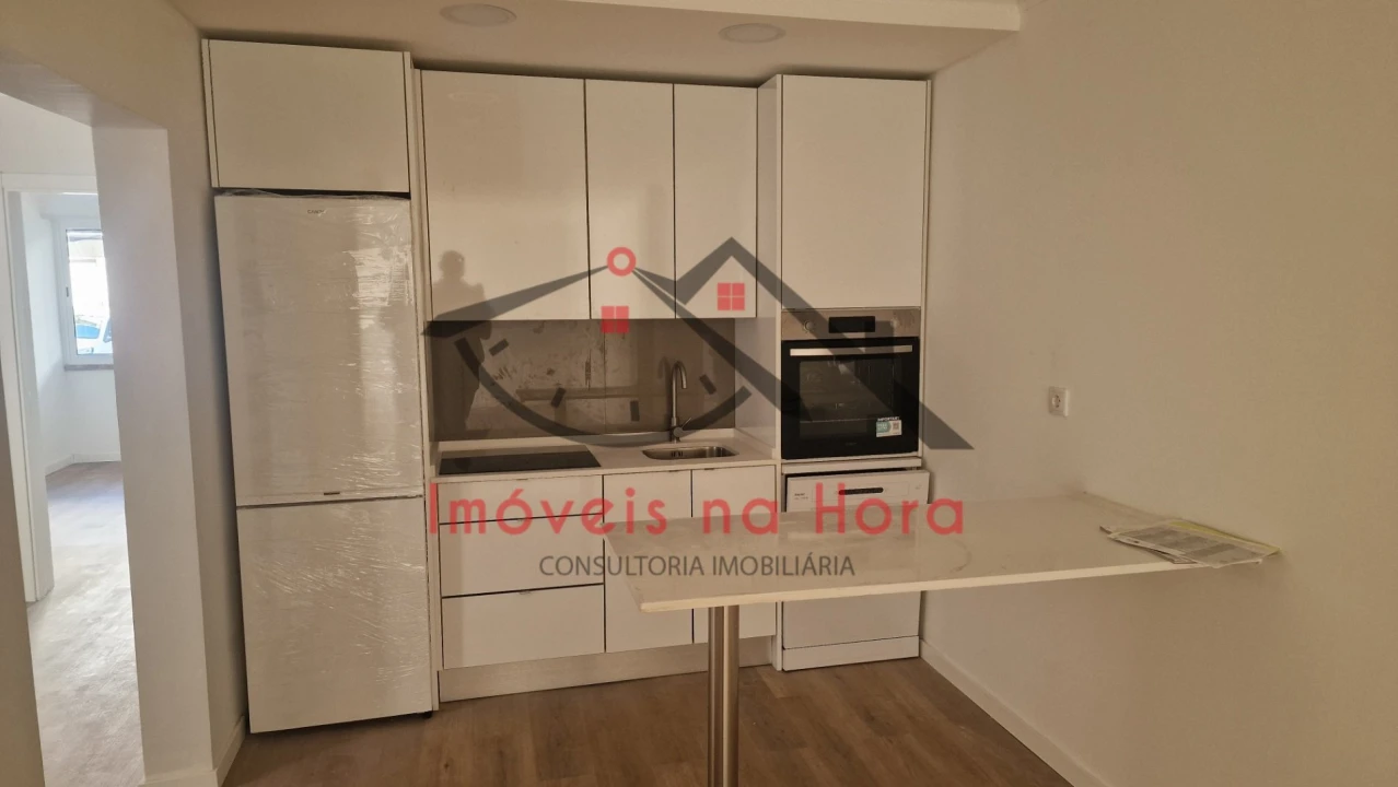 Apartamento T2 para Venda em Falagueira-Venda Nova Foto 3