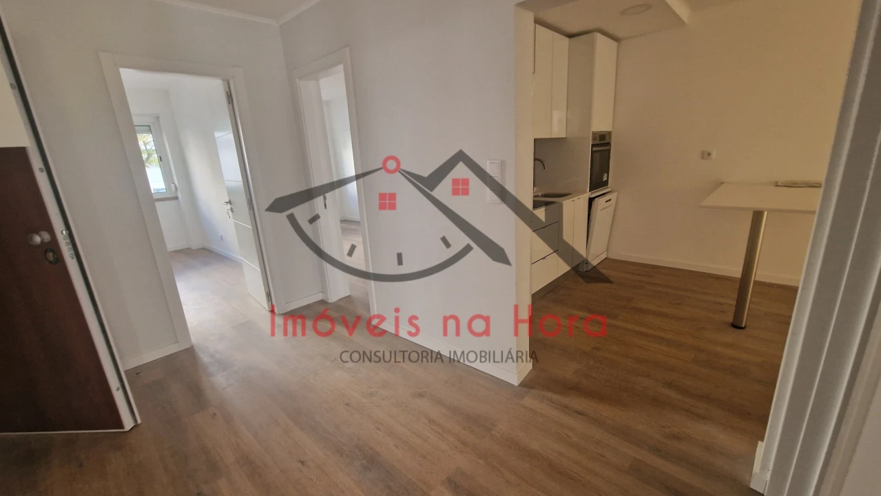 Apartamento T2 para Venda em Falagueira-Venda Nova Foto 8