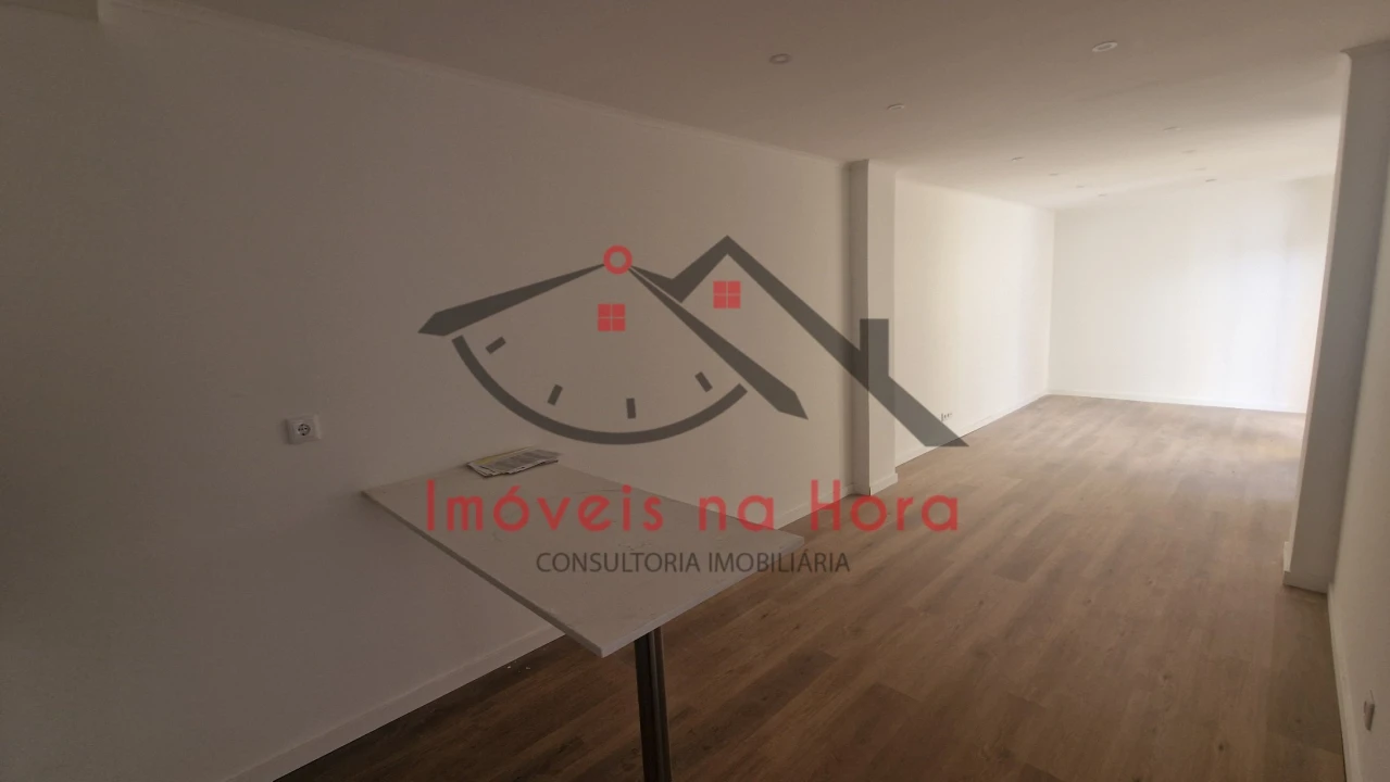 Apartamento T2 para Venda em Falagueira-Venda Nova Foto 5
