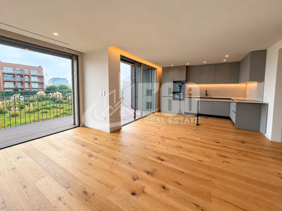 Apartamento T3 para Venda em São Felix da Marinha Foto 1