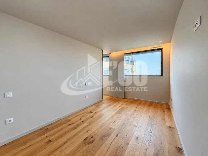 Apartamento T3 para Venda em São Felix da Marinha Foto 16
