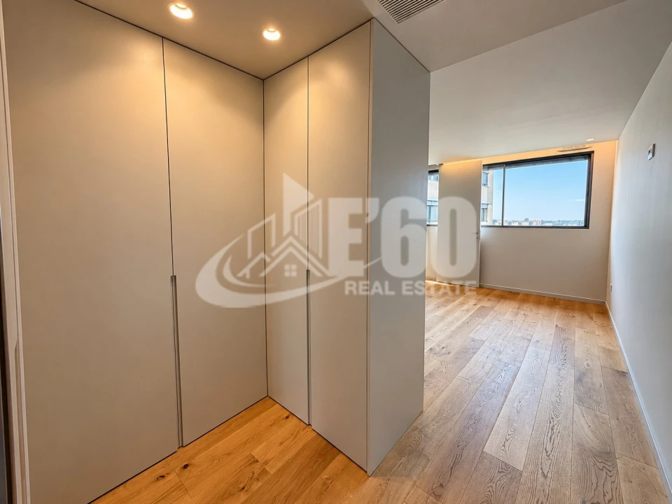 Apartamento T3 para Venda em São Felix da Marinha Foto 10