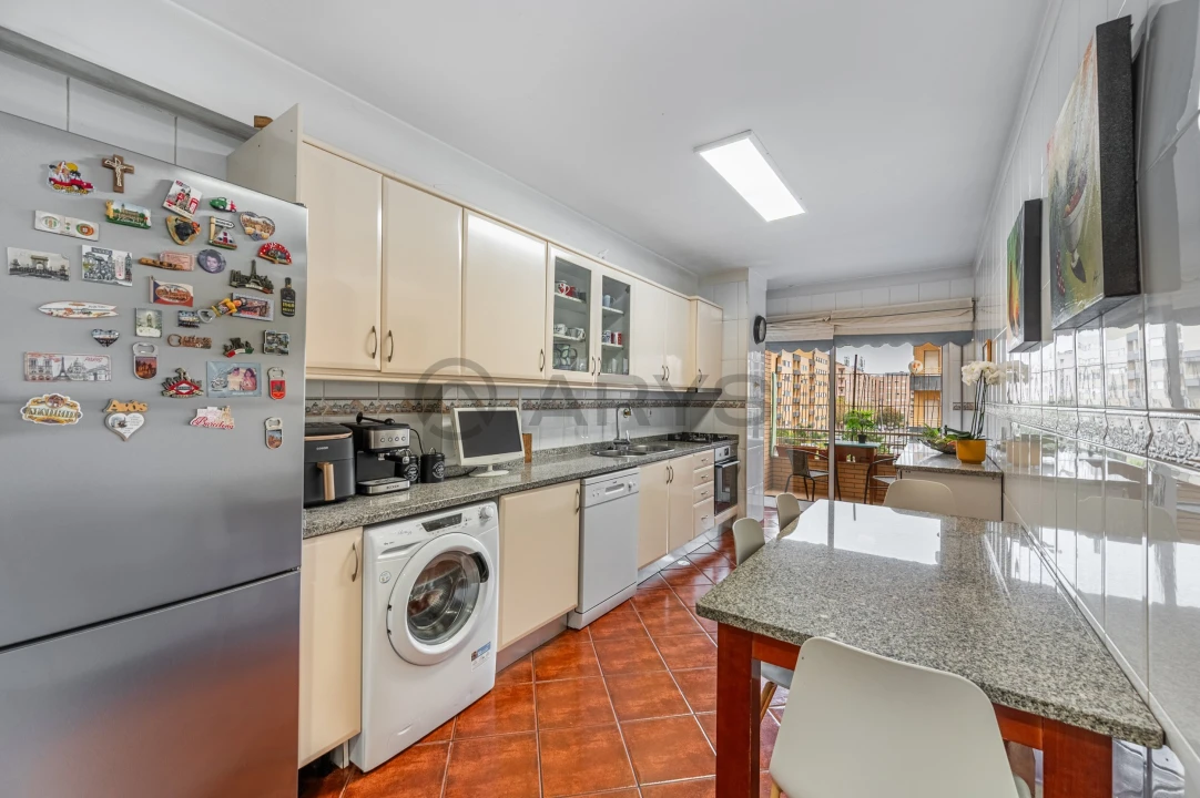 Apartamento T4 para Venda em Nogueira, Fraião e Lamaçães Foto 13