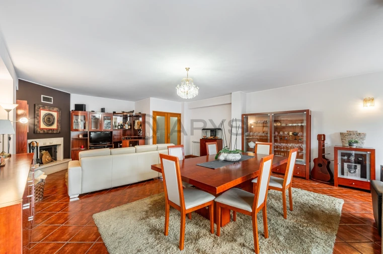 Apartamento T4 para Venda em Nogueira, Fraião e Lamaçães Foto 10