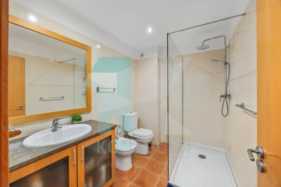 Apartamento T2 para Venda em Lagos (São Sebastião e Santa Maria)