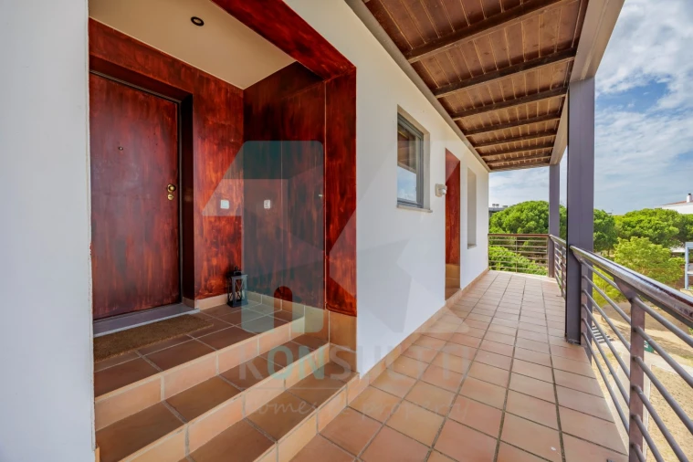 Apartamento T2 para Venda em Lagos (São Sebastião e Santa Maria) Foto 29