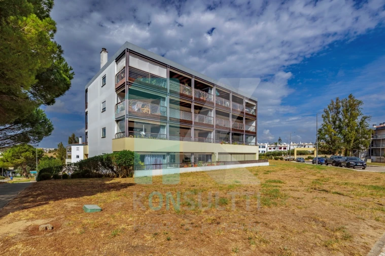 Apartamento T2 para Venda em Lagos (São Sebastião e Santa Maria) Foto 45