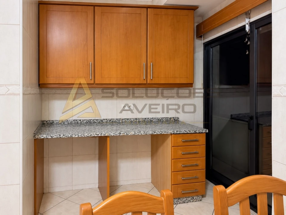Apartamento T2 para Venda em Recardães e Espinhel Foto 9