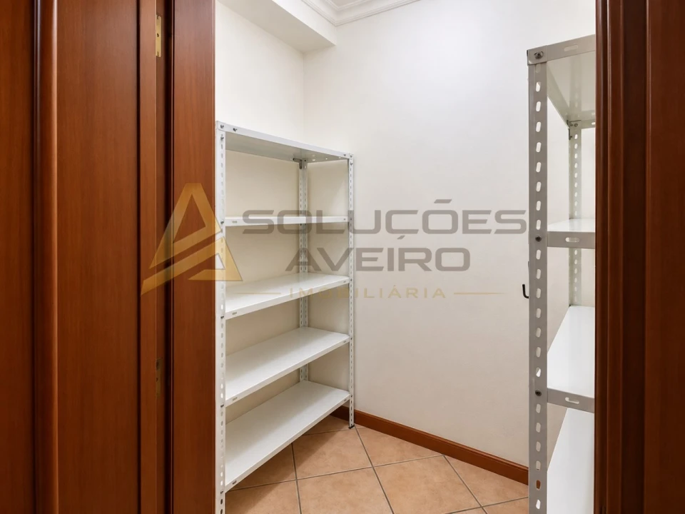 Apartamento T2 para Venda em Recardães e Espinhel Foto 10