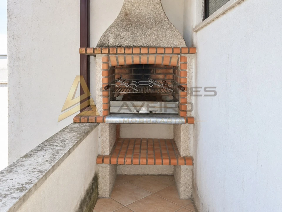 Apartamento T2 para Venda em Recardães e Espinhel Foto 13