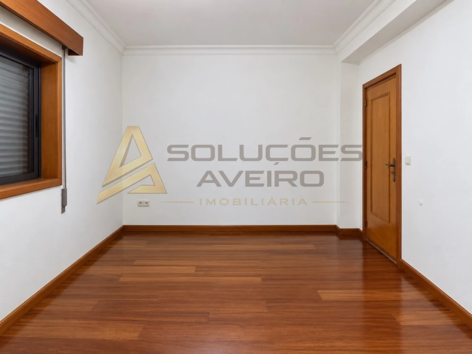 Apartamento T2 para Venda em Recardães e Espinhel Foto 14