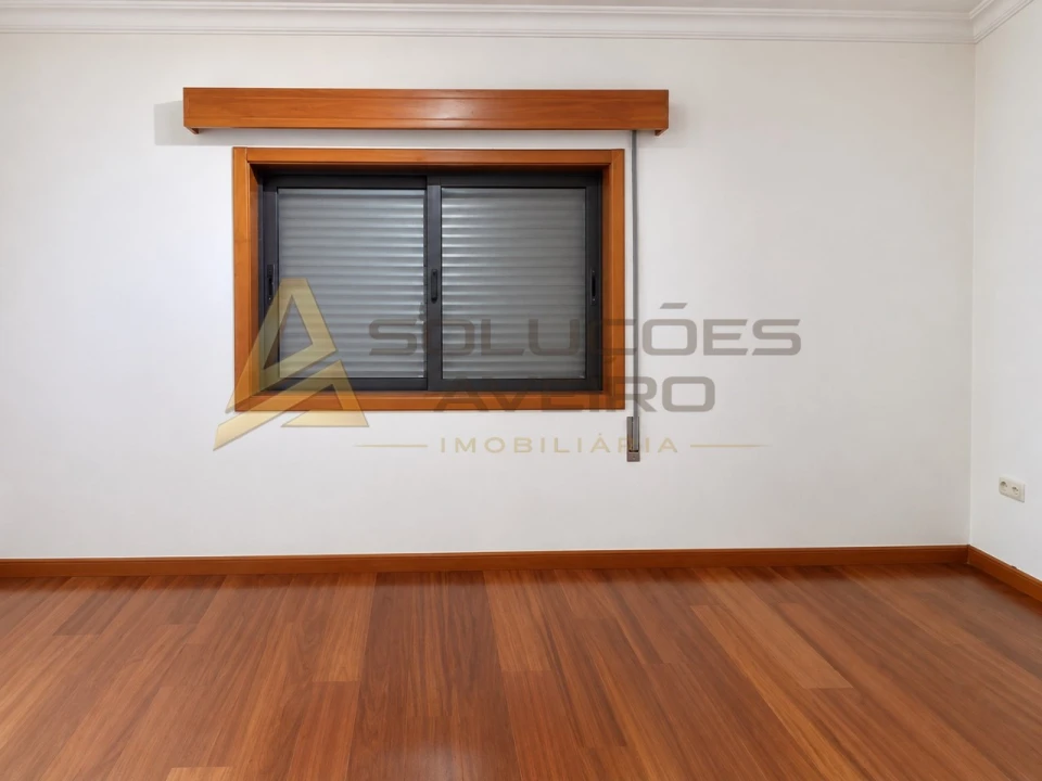 Apartamento T2 para Venda em Recardães e Espinhel Foto 15