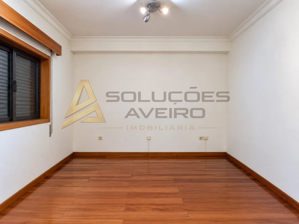Apartamento T2 para Venda em Recardães e Espinhel Foto 21
