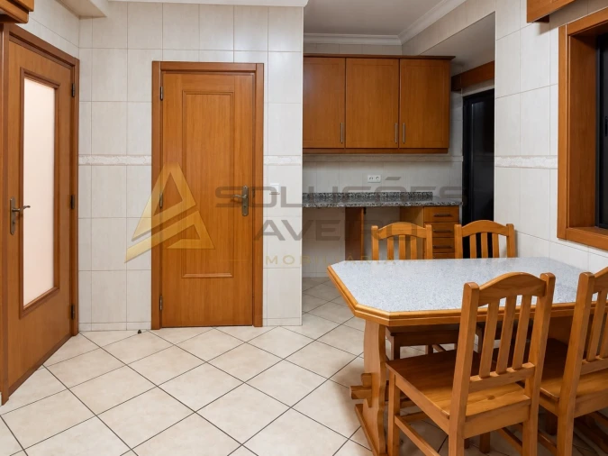 Apartamento T2 para Venda em Recardães e Espinhel Foto 6