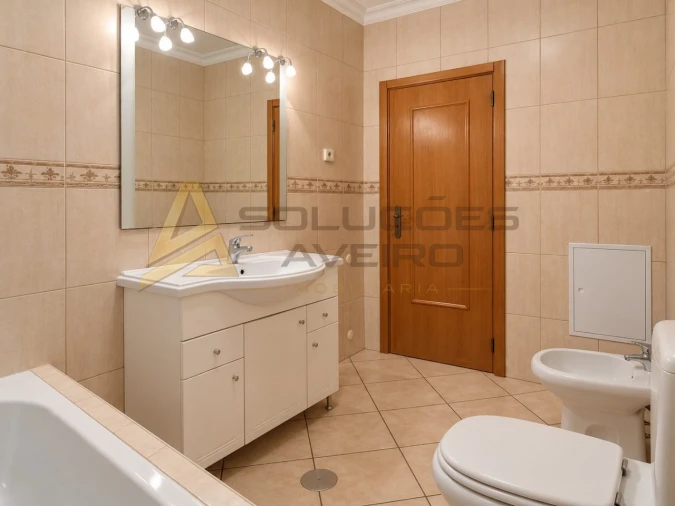 Apartamento T2 para Venda em Recardães e Espinhel Foto 18