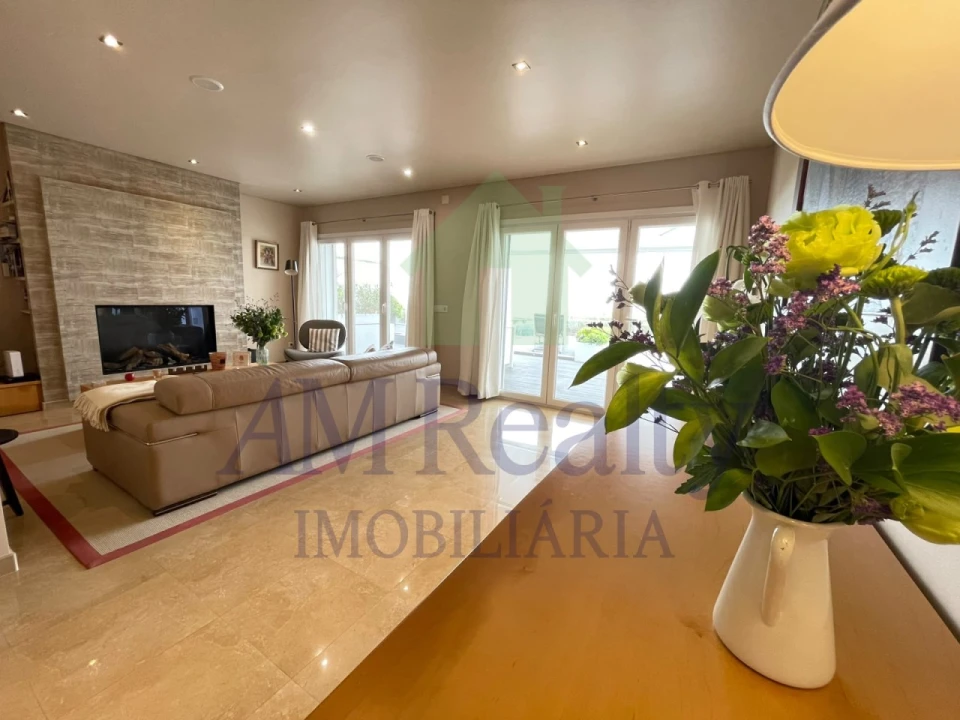 Moradia T2 para Venda em Ferrel Foto 1