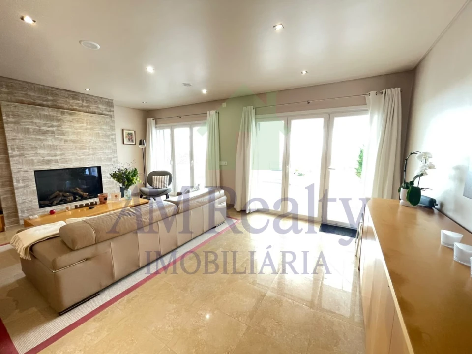 Moradia T2 para Venda em Ferrel Foto 2