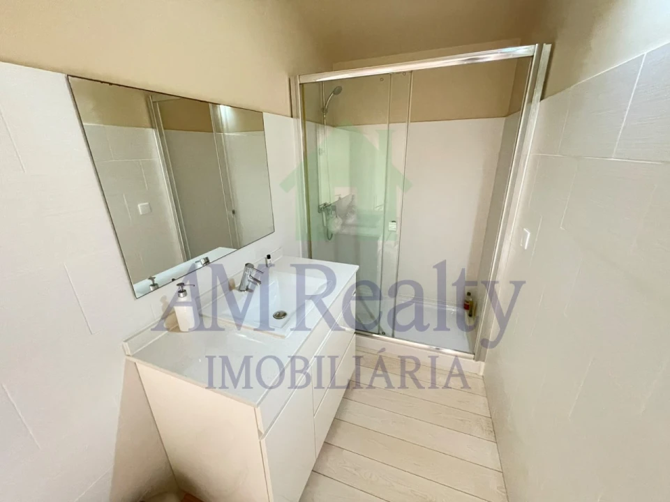 Moradia T2 para Venda em Ferrel Foto 20
