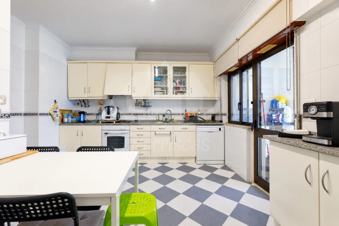 Apartamento T3 para Venda em Santa Iria de Azoia, São João da Talha e Bobadela Foto 3