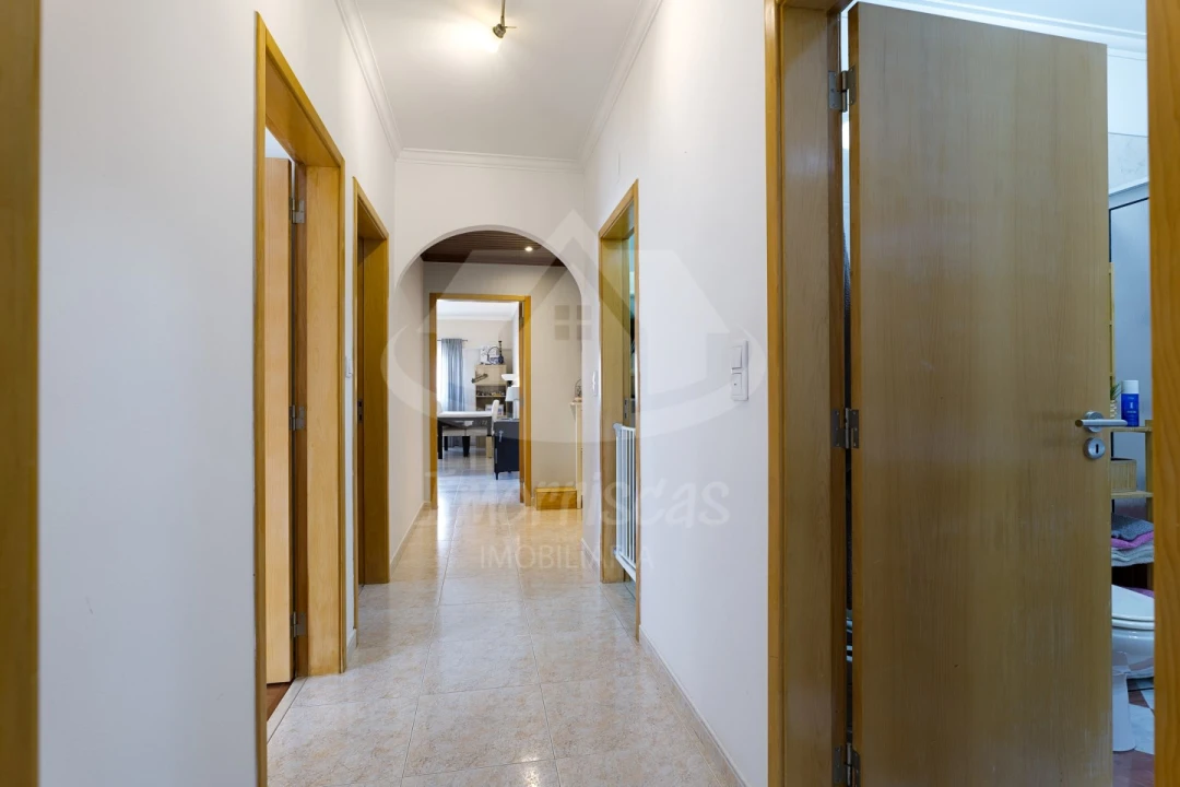 Apartamento T3 para Venda em Santa Iria de Azoia, São João da Talha e Bobadela Foto 22