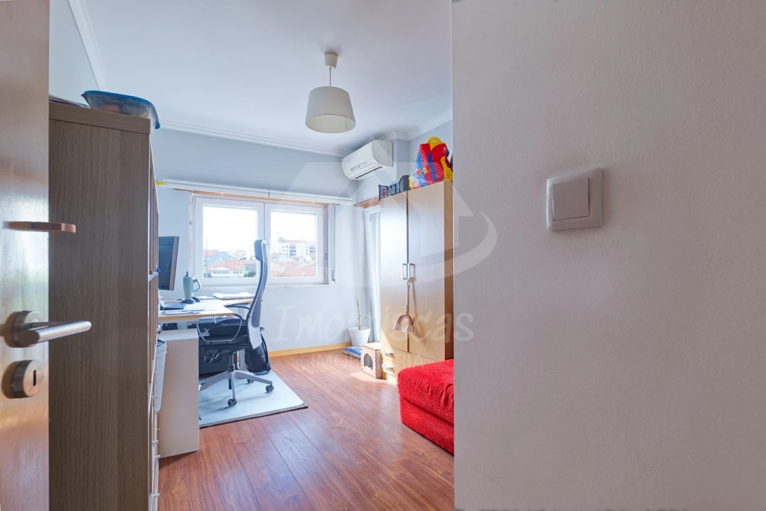 Apartamento T3 para Venda em Santa Iria de Azoia, São João da Talha e Bobadela Foto 36