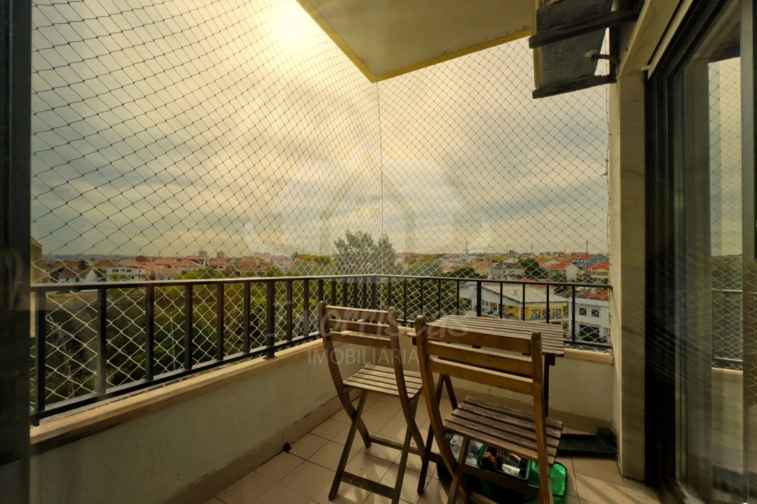 Apartamento T3 para Venda em Santa Iria de Azoia, São João da Talha e Bobadela Foto 48