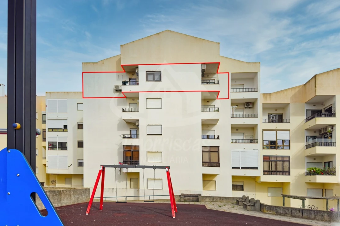 Apartamento T3 para Venda em Santa Iria de Azoia, São João da Talha e Bobadela Foto 63