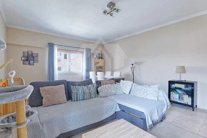 Apartamento T3 para Venda em Santa Iria de Azoia, São João da Talha e Bobadela