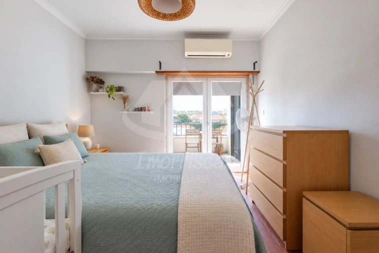 Apartamento T3 para Venda em Santa Iria de Azoia, São João da Talha e Bobadela Foto 29