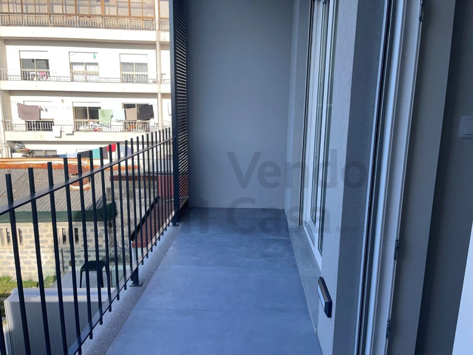 Apartamento T2 para Arrendamento em São Vitor (Braga) Foto 13