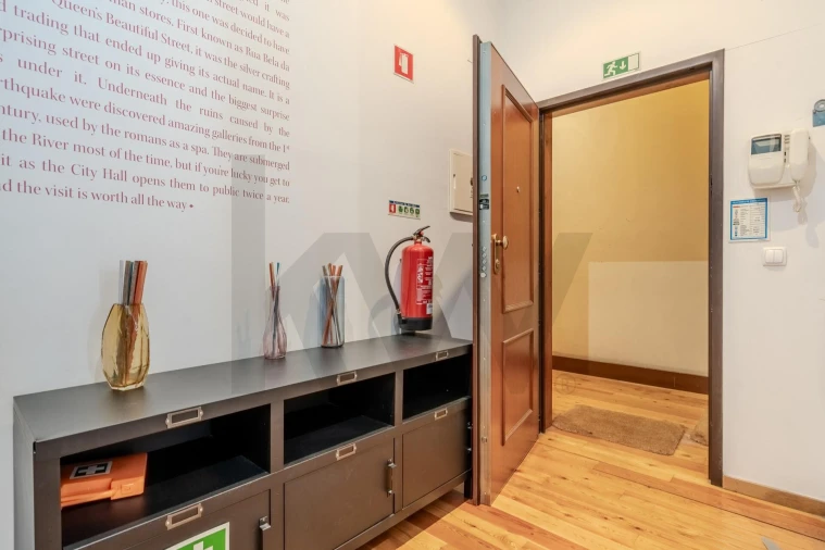 Apartamento T2 para Venda em Santa Maria Maior Foto 19
