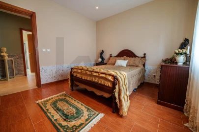 Moradia T2 para Venda em Mosteiros