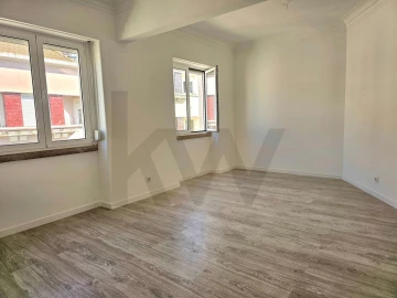 Apartamento T1 para Venda em São Vicente
